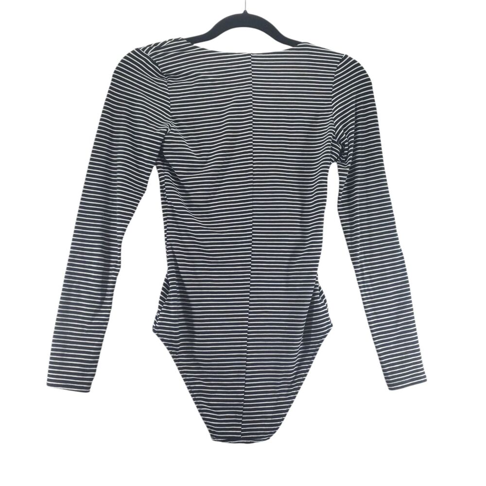 XS Everlane Long Sleeve Bodysuit V Neck Black White Stripes - Picture 2 of 9